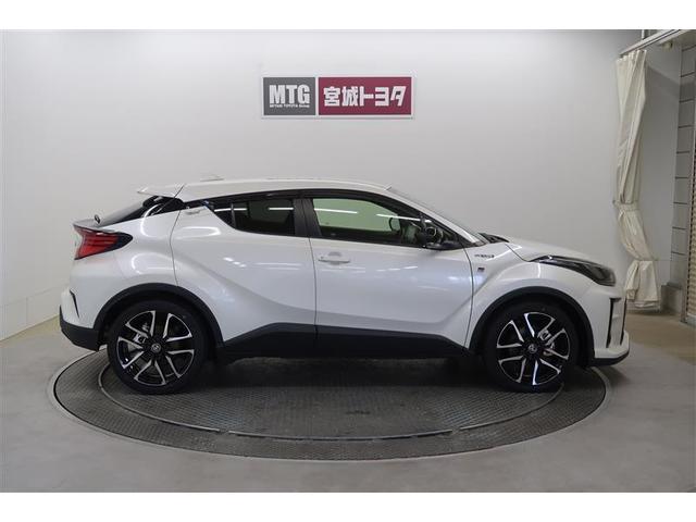 Ｃ－ＨＲ Ｓ　ＧＲスポーツ　フルセグ　メモリーナビ　ミュージックプレイヤー接続可　バックカメラ　衝突被害軽減システム　ＥＴＣ　ＬＥＤヘッドランプ　ワンオーナー　フルエアロ　記録簿（10枚目）