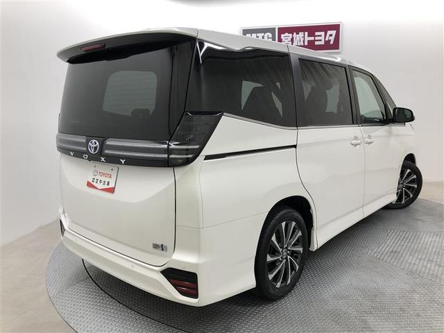 ヴォクシー ハイブリッドS-Z フルセグ DVD再生 ミュージックプレイヤー接続可 バックカメラ 衝突被害軽減システム ETC ドラレコ 両側電動スライド LEDヘッドランプ 乗車定員7人 3列シート ワンオーナー 記録簿(6枚目)