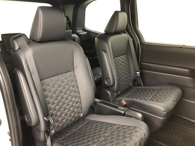 ヴォクシー ハイブリッドS-Z フルセグ DVD再生 ミュージックプレイヤー接続可 バックカメラ 衝突被害軽減システム ETC ドラレコ 両側電動スライド LEDヘッドランプ 乗車定員7人 3列シート ワンオーナー 記録簿(18枚目)