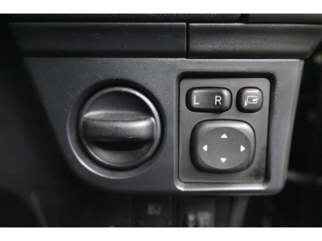 カローラフィールダー １．５Ｇ　フルセグ　メモリーナビ　ＤＶＤ再生　バックカメラ　衝突被害軽減システム　ＥＴＣ　ワンオーナー　記録簿　アイドリングストップ（28枚目）