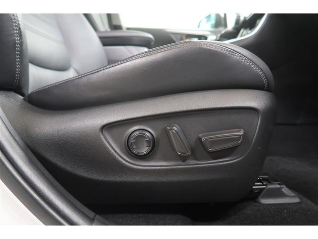 ＲＡＶ４ Ｇ　４ＷＤ　フルセグ　メモリーナビ　ミュージックプレイヤー接続可　バックカメラ　衝突被害軽減システム　ＬＥＤヘッドランプ　ワンオーナー　フルエアロ（17枚目）