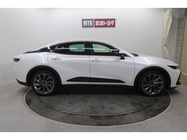 クラウンクロスオーバー Ｇアドバンスド・レザーパッケージ　革シート　４ＷＤ　フルセグ　メモリーナビ　ミュージックプレイヤー接続可　バックカメラ　衝突被害軽減システム　ＥＴＣ　ドラレコ　ＬＥＤヘッドランプ　ワンオーナー　記録簿（10枚目）