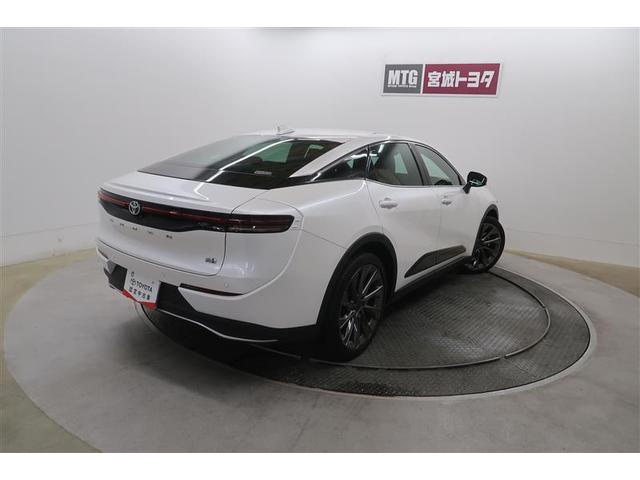 クラウンクロスオーバー Ｇアドバンスド・レザーパッケージ　革シート　４ＷＤ　フルセグ　メモリーナビ　ミュージックプレイヤー接続可　バックカメラ　衝突被害軽減システム　ＥＴＣ　ドラレコ　ＬＥＤヘッドランプ　ワンオーナー　記録簿（11枚目）