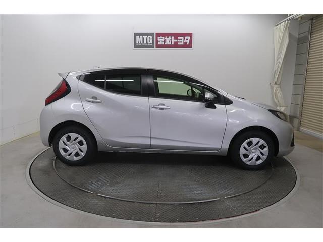 アクア X 4WD フルセグ メモリーナビ ミュージックプレイヤー接続可 バックカメラ 衝突被害軽減システム ETC ドラレコ LEDヘッドランプ ワンオーナー(11枚目)