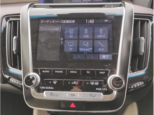 Ｓ　Ｃパッケージ　トヨタセーフティセンス　純正ＳＤナビ　フルセグ　ＤＶＤ　Ｂｌｕｅｔｏｏｔｈ　ステアリングスイッチ　ＥＴＣ　バックカメラ　ディスプレイ　ＬＥＤオートライト　ヘッドアップディスプレイ　レーダークルコン(7枚目)