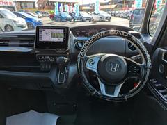 内装美車☆ダッシュボードもシートも当然キレイ・清潔に仕上げております。内装のキレイなお車は気持ちがいいですし、コンディションのいい車が多いんです。独自ローン有ります♪ＴＥＬ０２２−２８７−４１９０まで 5