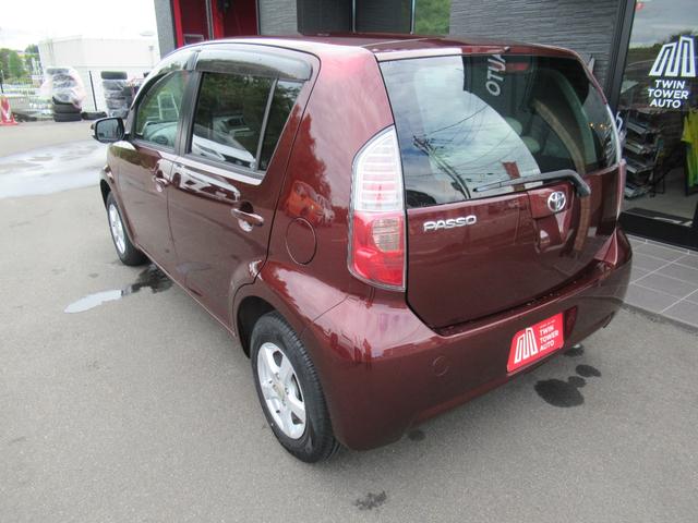 パッソ X Fパッケージ 純正HIDヘッドライト 社外アルミホイール 純正オーディオ 電動格納ミラー 全面鏡面磨き施工済み ポリマーコーティング施工済み 足回り塩害ガード施工済み 純正キーレス(7枚目)