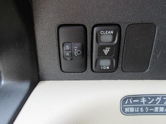 パッソ X Fパッケージ 純正HIDヘッドライト 社外アルミホイール 純正オーディオ 電動格納ミラー 全面鏡面磨き施工済み ポリマーコーティング施工済み 足回り塩害ガード施工済み 純正キーレス(29枚目)