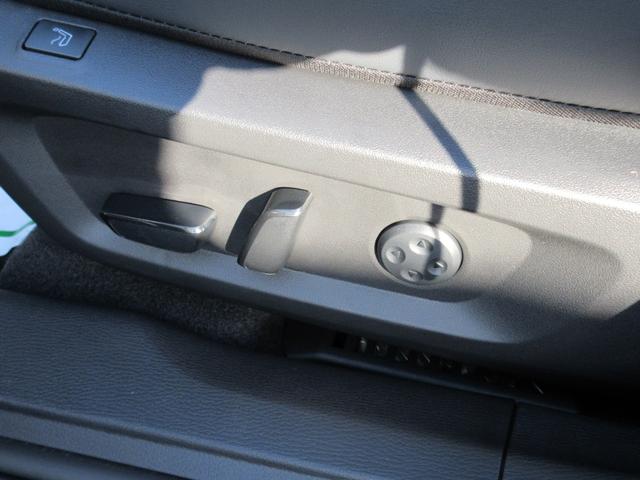 アウトランダーＰＨＥＶ ブラックエディション　４ＷＤ　　純正ナビ　　全周囲モニター　　ＥＴＣ　　電動サンルーフ　　前後ドラレコ　　　社用車アップ（54枚目）