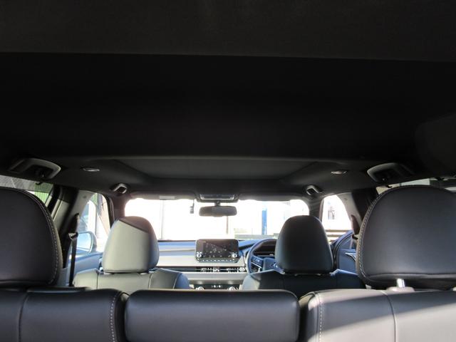 アウトランダーＰＨＥＶ ブラックエディション　４ＷＤ　　純正ナビ　　全周囲モニター　　ＥＴＣ　　電動サンルーフ　　前後ドラレコ　　　社用車アップ（64枚目）