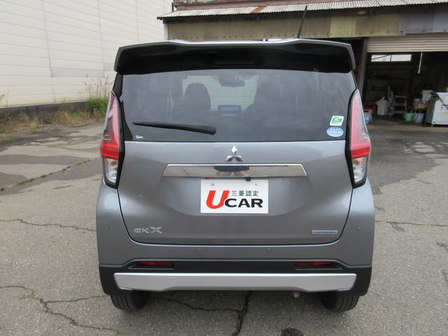 ｅＫクロス Ｇ　プラスエディション　４ＷＤ　　ナビ　　全周囲カメラ　　衝突被害軽減ブレーキ　　プッシュスタート　　ドラレコ　　ＥＴＣ（6枚目）