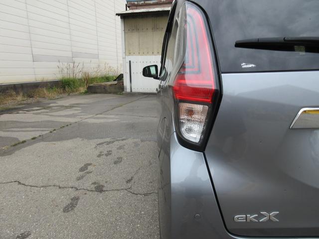 ｅＫクロス Ｇ　プラスエディション　４ＷＤ　　ナビ　　全周囲カメラ　　衝突被害軽減ブレーキ　　プッシュスタート　　ドラレコ　　ＥＴＣ（13枚目）