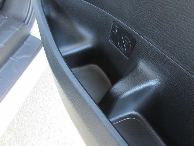 デリカD:5 P 4WD ディーゼル ナビ 全方位カメラ ドラレコ 電動バックドア 左右両側電動スライドドア ETC(42枚目)