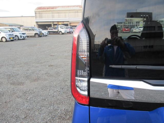 ｅＫクロススペース Ｔ　プラスエディション　４ＷＤ　ターボ　ナビ　　全周囲カメラ　　衝突被害軽減ブレーキ　　両側電動スライドドア（18枚目）