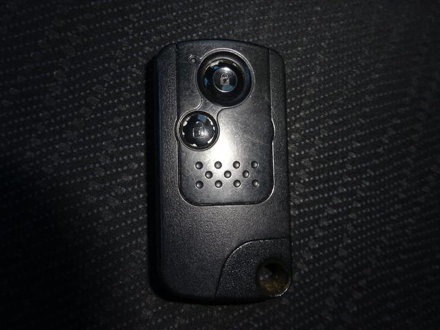 W 保証付 禁煙車 メモリーナビ フルセグ ETC AUX スマートキー HIDヘッドライト 外品アルミホイール オートエアコン(33枚目)