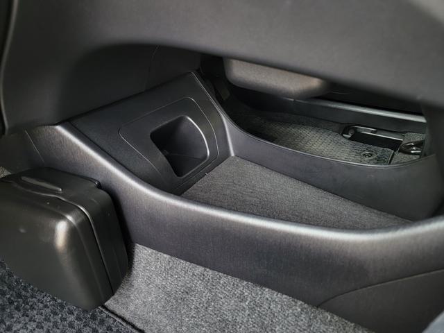 プリウス Ｓ　保証付　禁煙車　後期型　純正ナビ　フルセグＴＶ　Ｂモニター　ビルトインＥＴＣ　ＨＩＤヘッドライト　フロントフォグランプ　オートライト　スマートキー　プッシュスタート　純正１５ＡＷ（36枚目）