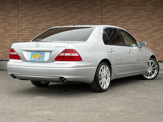 セルシオ eR仕様 保証付 禁煙車 7万km サンルーフ 本革&電動&エアシート メーカーナビ Bモニター クルーズコントロール スマートキー HID オートライト ビルトインETC 外品19インチAW(28枚目)