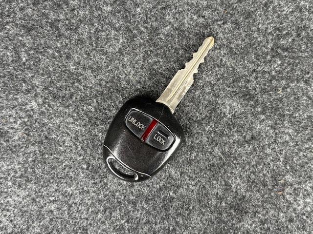 ｅＫワゴン Ｍ　保証付　禁煙車　走行５．３万ｋｍ　純正オーディオ　キーレス　アイドリングストップ　純正１４ホイール　ベンチシート　オートエアコン（13枚目）