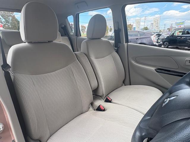 ｅＫワゴン Ｍ　保証付　禁煙車　走行５．３万ｋｍ　純正オーディオ　キーレス　アイドリングストップ　純正１４ホイール　ベンチシート　オートエアコン（17枚目）