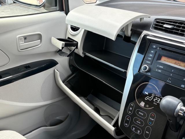 ｅＫワゴン Ｍ　保証付　禁煙車　走行５．３万ｋｍ　純正オーディオ　キーレス　アイドリングストップ　純正１４ホイール　ベンチシート　オートエアコン（33枚目）