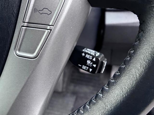 プリウス Ｇツーリングセレクションレザーパッケージ　保証付　禁煙車　純正ナビ　フルセグ　Ｂモニター　Ｂｌｕｅｔｏｏｔｈ　本革シート　ビルトインＥＴＣ　シートヒーター　電動シート　追従型クルコン　ＬＥＤライト　プリクラッシュ　スマートキ―　純正１７ＡＷ（15枚目）