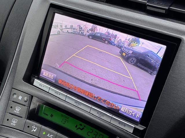 プリウス Ｇツーリングセレクションレザーパッケージ　保証付　禁煙車　純正ナビ　フルセグ　Ｂモニター　Ｂｌｕｅｔｏｏｔｈ　本革シート　ビルトインＥＴＣ　シートヒーター　電動シート　追従型クルコン　ＬＥＤライト　プリクラッシュ　スマートキ―　純正１７ＡＷ（19枚目）