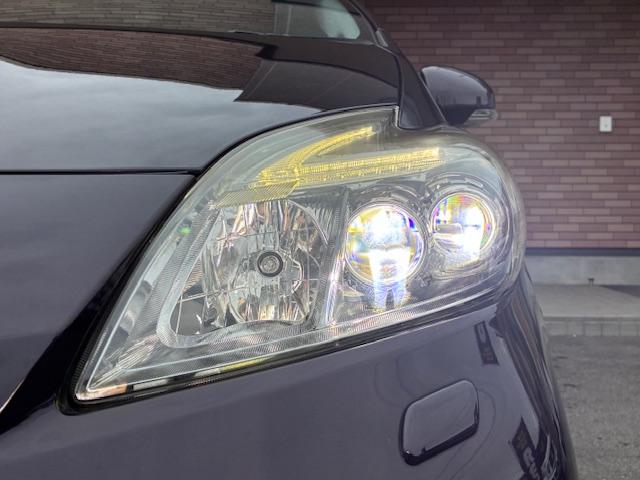 プリウス Ｇツーリングセレクションレザーパッケージ　保証付　禁煙車　純正ナビ　フルセグ　Ｂモニター　Ｂｌｕｅｔｏｏｔｈ　本革シート　ビルトインＥＴＣ　シートヒーター　電動シート　追従型クルコン　ＬＥＤライト　プリクラッシュ　スマートキ―　純正１７ＡＷ（31枚目）