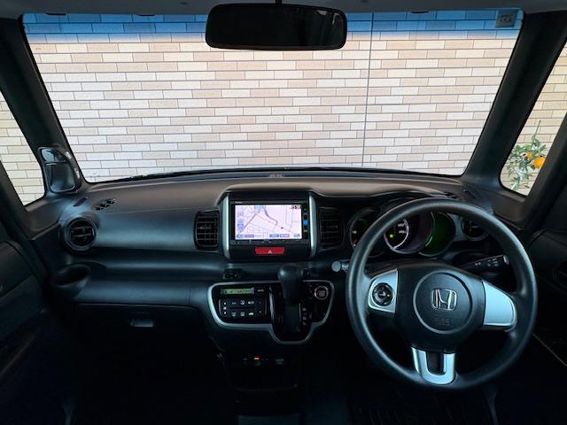 Ｎ－ＢＯＸ Ｇ・Ｌパッケージ　保証付　禁煙車　電動スライドドア　純正ナビ　フルセグＴＶ　Ｂモニター　Ｂｌｕｅｔｏｏｔｈ　ビルトインＥＴＣ　スマートキ―　プッシュスタート　横滑り防止　純正ホイール（11枚目）