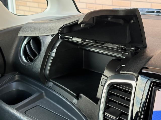 フレアワゴンカスタムスタイル ＸＴ　保証付　禁煙車　ターボ車　両側電動スライドドア　衝突軽減ブレーキ　ナビ　ＴＶ　Ｂカメラ　スマートキー　プッシュスタート　ビルトインＥＴＣ　ＬＥＤグリルイルミネーション　純正１５インチＡＷ（42枚目）