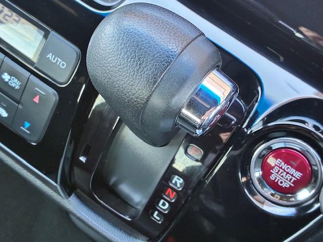 Ｎ－ＷＧＮカスタム Ｇ・Ｌパッケージ　保証付　禁煙車　純正ナビ　フルセグＴＶ　Ｂカメラ　Ｂｌｕｅｔｏｏｔｈ　スマートキー　プッシュスタート　ハーフレザーシート　ＬＥＤライト　ＬＥＤフォグ　クルコン　ビルトインＥＴＣ　横滑り防止　純正ＡＷ（20枚目）