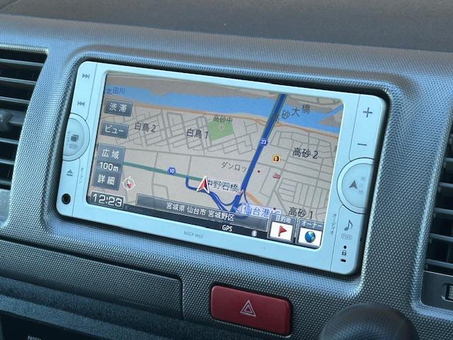 ハイエースバン ロングスーパーＧＬ　保証付　禁煙車　４ＷＤ　軽油　ターボ　寒冷地仕様　ホワイトレタータイヤ　純正ナビ　地デジＴＶ　Ｂモニター　ＥＴＣ　ＬＥＤライト　フォグランプ　キーレスキー　サーキュレーター（14枚目）