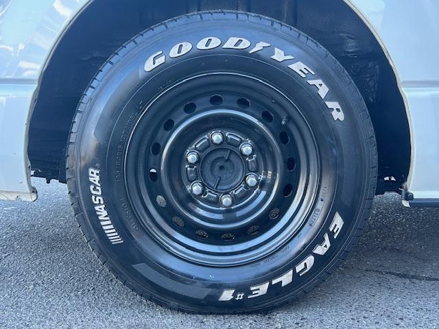 ハイエースバン ロングスーパーＧＬ　保証付　禁煙車　４ＷＤ　軽油　ターボ　寒冷地仕様　ホワイトレタータイヤ　純正ナビ　地デジＴＶ　Ｂモニター　ＥＴＣ　ＬＥＤライト　フォグランプ　キーレスキー　サーキュレーター（31枚目）