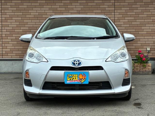 アクア Ｓ　保証付　禁煙車　ワンオーナー　純正ナビ　ＴＶ　Ｂモニター　Ｂｌｕｅｔｏｏｔｈ　シートヒーター　ＬＥＤバルブ　スマートキ―　プッシュスタート　オートライト　純正ホイール（2枚目）