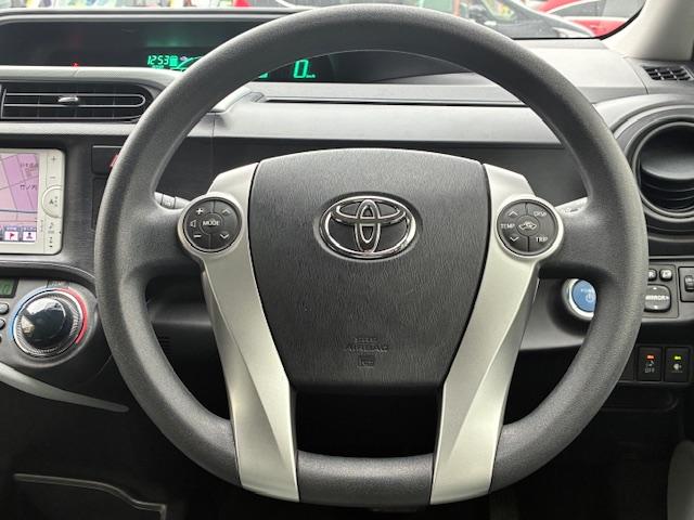 アクア Ｓ　保証付　禁煙車　ワンオーナー　純正ナビ　ＴＶ　Ｂモニター　Ｂｌｕｅｔｏｏｔｈ　シートヒーター　ＬＥＤバルブ　スマートキ―　プッシュスタート　オートライト　純正ホイール（12枚目）