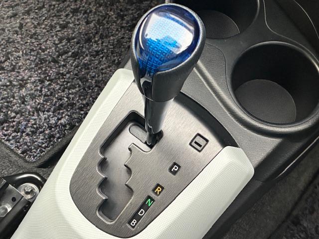 アクア Ｓ　保証付　禁煙車　ワンオーナー　純正ナビ　ＴＶ　Ｂモニター　Ｂｌｕｅｔｏｏｔｈ　シートヒーター　ＬＥＤバルブ　スマートキ―　プッシュスタート　オートライト　純正ホイール（20枚目）