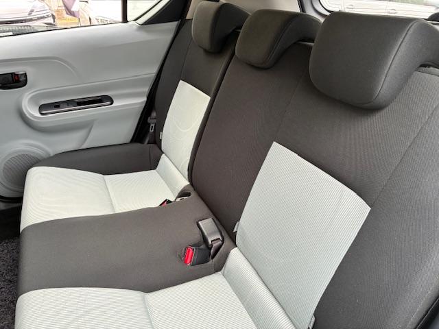 アクア Ｓ　保証付　禁煙車　ワンオーナー　純正ナビ　ＴＶ　Ｂモニター　Ｂｌｕｅｔｏｏｔｈ　シートヒーター　ＬＥＤバルブ　スマートキ―　プッシュスタート　オートライト　純正ホイール（36枚目）