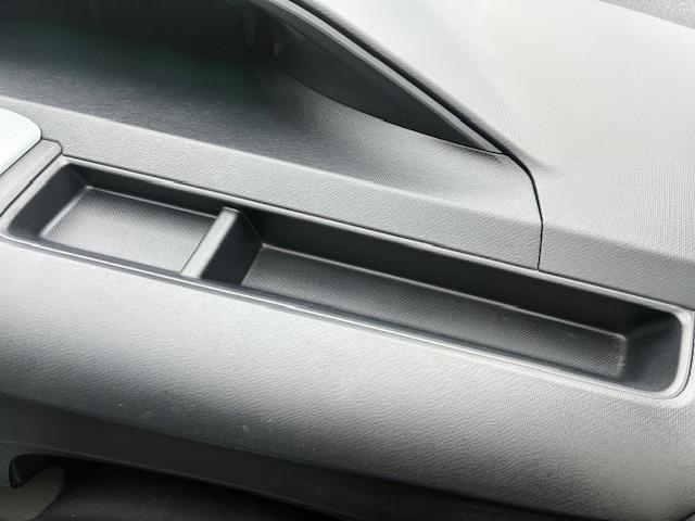 アクア Ｓ　保証付　禁煙車　ワンオーナー　純正ナビ　ＴＶ　Ｂモニター　Ｂｌｕｅｔｏｏｔｈ　シートヒーター　ＬＥＤバルブ　スマートキ―　プッシュスタート　オートライト　純正ホイール（41枚目）