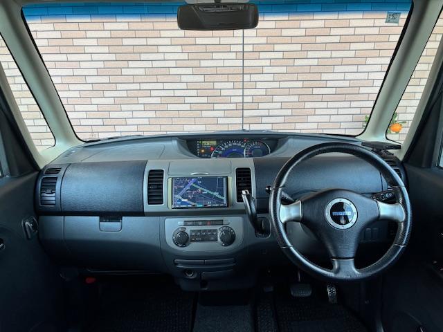 タント カスタムＶＳターボ　アウトレットカー　禁煙車　ターボ車　外品ナビ　Ｂモニター　ＥＴＣ　ハーフレザーシート　ＨＩＤヘッドライト　ＭＯＭＯステアリング　スマートキ―　純正１４ＡＷ（11枚目）