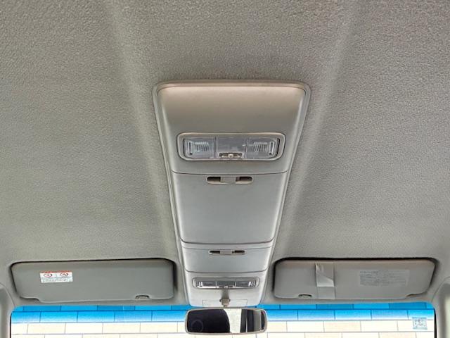 タント カスタムＶＳターボ　アウトレットカー　禁煙車　ターボ車　外品ナビ　Ｂモニター　ＥＴＣ　ハーフレザーシート　ＨＩＤヘッドライト　ＭＯＭＯステアリング　スマートキ―　純正１４ＡＷ（20枚目）