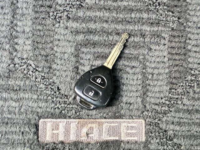 ハイエースバン ロングスーパーGL 保証付 禁煙車 4WD ディーゼル ターボ 純正ナビ TV Bモニター Bluetooth サーキュレーター ETC 外品15AW(11枚目)