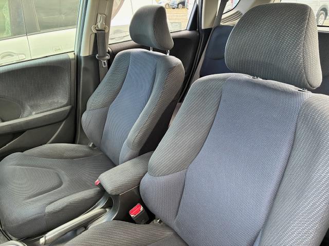 ハイエースバン ロングスーパーGL 保証付 禁煙車 4WD ディーゼル ターボ 純正ナビ TV Bモニター Bluetooth サーキュレーター ETC 外品15AW(45枚目)