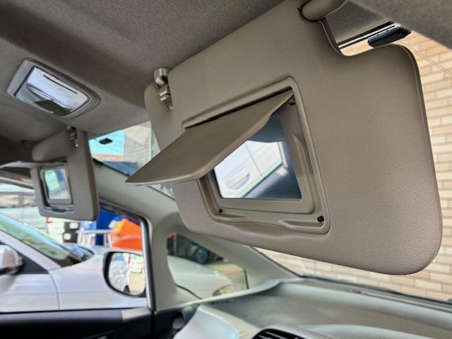 ハイエースバン ロングスーパーGL 保証付 禁煙車 4WD ディーゼル ターボ 純正ナビ TV Bモニター Bluetooth サーキュレーター ETC 外品15AW(49枚目)