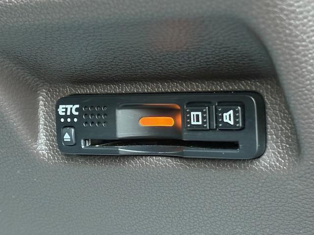 フリードハイブリッド ハイブリッド・Ｇホンダセンシング　保証付　禁煙車　衝突軽減ブレーキ　両側電動スライドドア　９型ナビ　フリップダウンモニター　フルセグＴＶ　Ｂモニター　スマートキー　ブルートゥース　追従型クルコン　ビルトインＥＴＣ　ＬＥＤライト（21枚目）