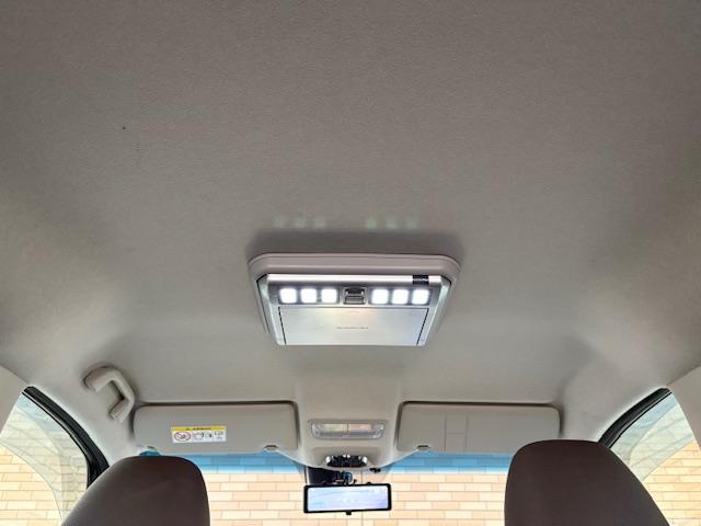 フリードハイブリッド ハイブリッド・Ｇホンダセンシング　保証付　禁煙車　衝突軽減ブレーキ　両側電動スライドドア　９型ナビ　フリップダウンモニター　フルセグＴＶ　Ｂモニター　スマートキー　ブルートゥース　追従型クルコン　ビルトインＥＴＣ　ＬＥＤライト（28枚目）