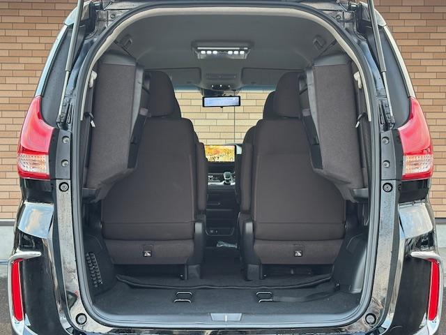 フリードハイブリッド ハイブリッド・Ｇホンダセンシング　保証付　禁煙車　衝突軽減ブレーキ　両側電動スライドドア　９型ナビ　フリップダウンモニター　フルセグＴＶ　Ｂモニター　スマートキー　ブルートゥース　追従型クルコン　ビルトインＥＴＣ　ＬＥＤライト（44枚目）