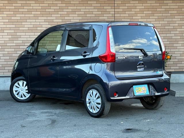 デイズ Ｘ　保証付　禁煙車　アウトレット　純正メモリーナビ　フルセグ　Ｂモニター　Ｂｌｕｅｔｏｏｔｈ　全方位モニター　スマートキ―　Ａ－ＳＴＯＰ　純正ホイール（27枚目）