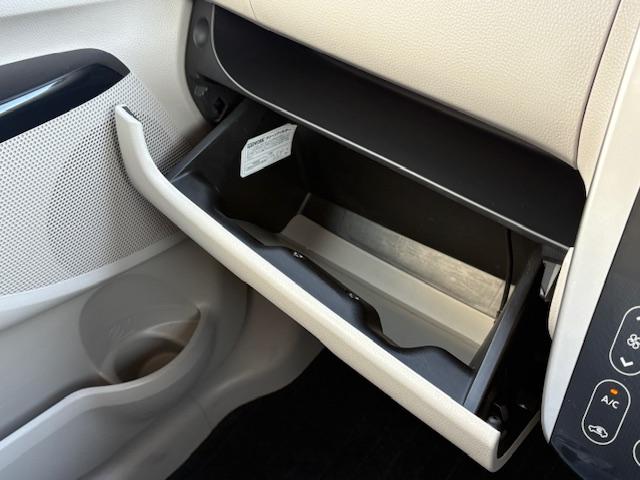 デイズ Ｘ　保証付　禁煙車　アウトレット　純正メモリーナビ　フルセグ　Ｂモニター　Ｂｌｕｅｔｏｏｔｈ　全方位モニター　スマートキ―　Ａ－ＳＴＯＰ　純正ホイール（37枚目）