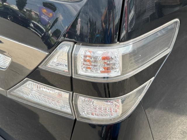 ヴェルファイア 2.4Z 保証付 禁煙車 8人乗 サンルーフ プレミアムサウンド エアロ 両側電動スライドドア 純正ナビ フルセグ Bモニター 後席モニター ETC HID クリソナ フルフラット スマートキ― 純正18AW(50枚目)