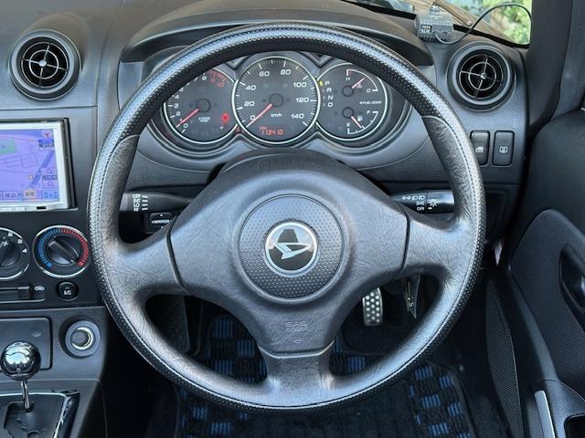 コペン アクティブトップ 保証付 禁煙車 ターボ車 電動ルーフ 純正ナビ 地デジTV キーレスキー HIDヘッドライト シートヒーター ETC エンジンスターター 純正15インチAW(12枚目)