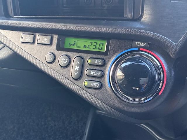 アクア G 保証付 禁煙車 スマートキー LEDライト アルパインディスプレイオーディオ Bモニター 前後コーナーセンサー ETC シートヒーター エンジンスターター オートAC 純正15AW(16枚目)
